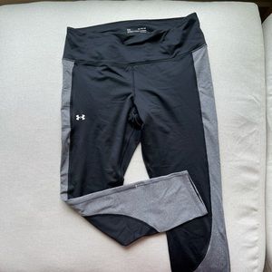 NWOT - Under Armour Leggings with Side Pocket
